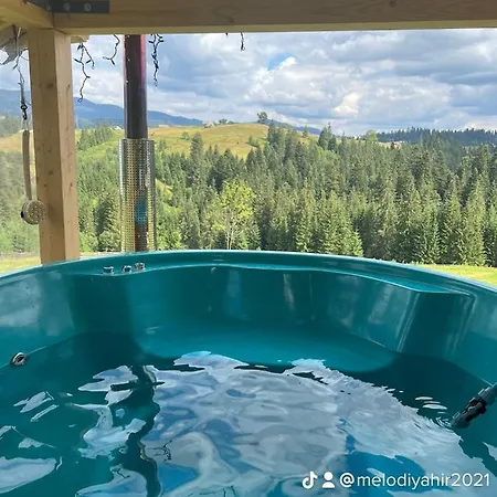 Appartamento мелодія гір .апартаменти з видом на гори . Vorokhta