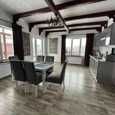 мелодія гір .апартаменти з видом на гори . *